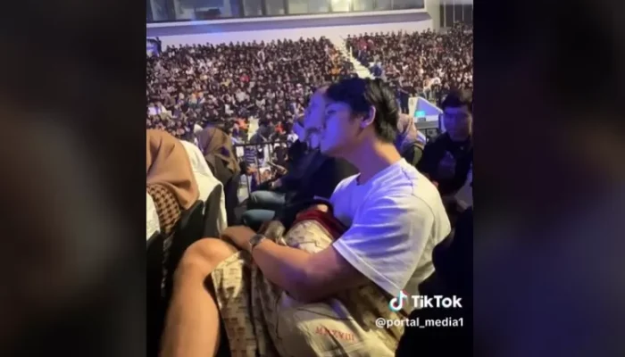 Aksi Rizky Billar Gendong Baby L saat Nonton Konser Ahmad Dhani Bikin Netizen Heboh!
