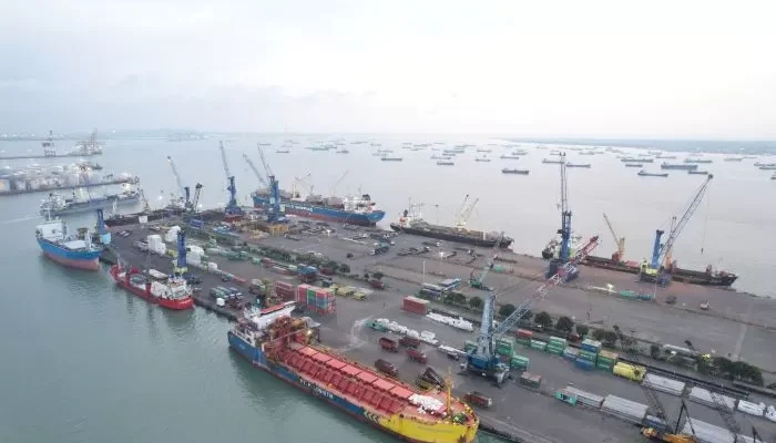 PT Pelindo Multi Terminal Catat Kinerja Positif di Triwulan Pertama 2023, Melayani Jutaan Ton Komoditas dan Ratusan Ribu Kendaraan