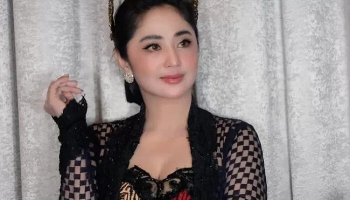 Warga Heboh dengan Kontroversi Sapi Kurban, Dewi Perssik Dituduh Cari Sensasi
