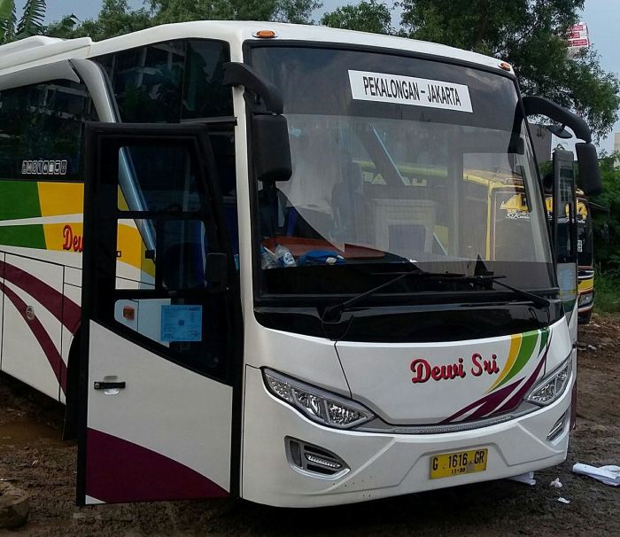 Dewi pengemudi ngetem bawah masih penumpang dilakukan berhari seragam