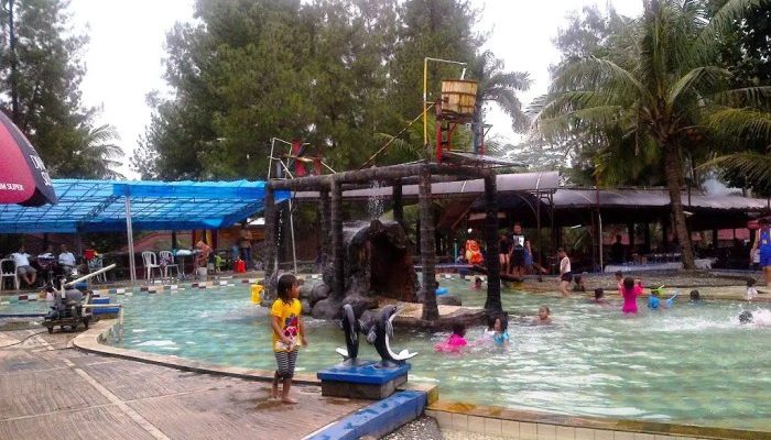 Harga Tiket Masuk Kolam Renang Situ Gintung, Seru-seruan Hemat!
