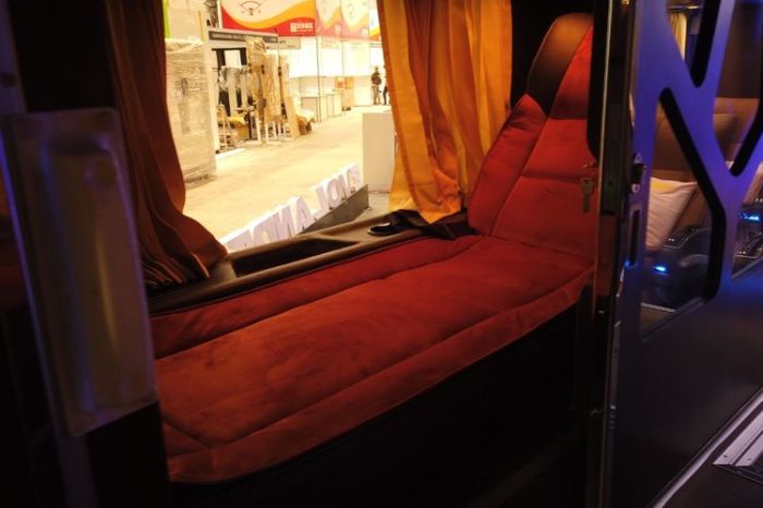 Harga tiket bus primadona double decker