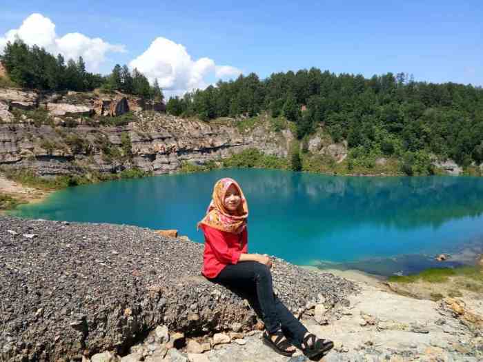 Biru telaga cisoka wisata tangerang selatan tempat danau uniknya gak sekitar seru nih mudik skandinavia lebaran