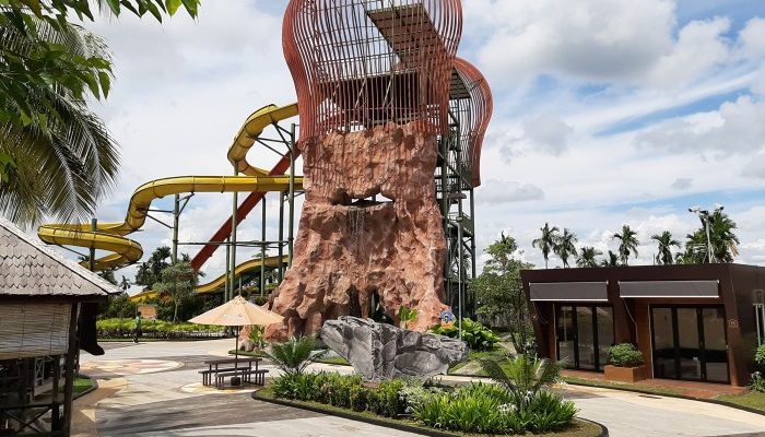 Cek Harga Tiket Masuk Paradis Q Waterpark Pontianak, Seru-seruan Bareng Keluarga!