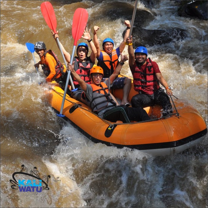 Harga tiket kaliwatu rafting malang