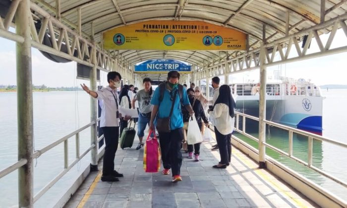 Harga tiket mobil kapal laut surabaya makassar
