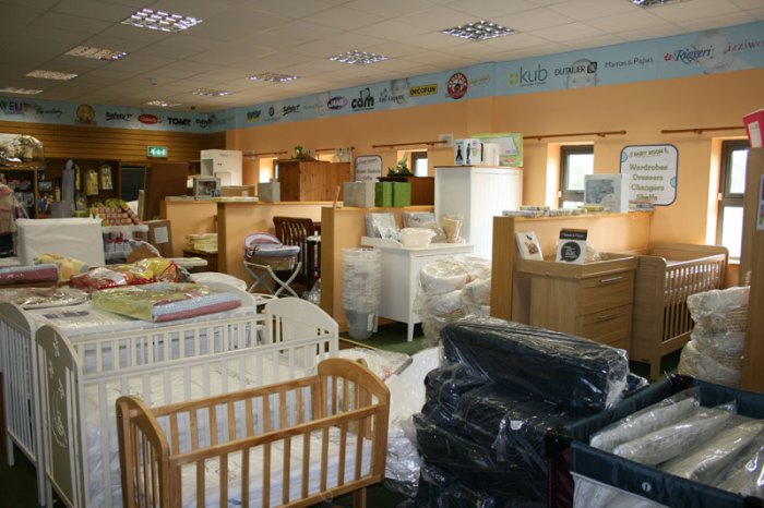 Baby store hampton east luxe opens kdhamptons shopping located street main