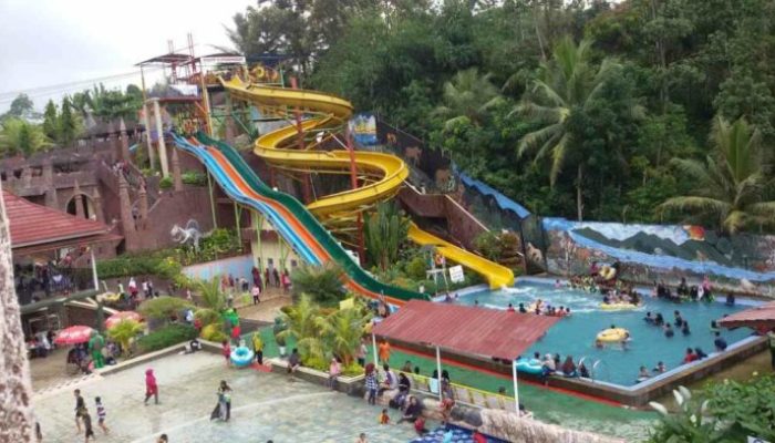 Harga Tiket Masuk Slanik Waterpark 2019, Berapa Sih Biayanya?