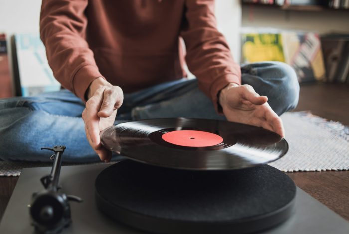 Cara menjual lagu ciptaan sendiri