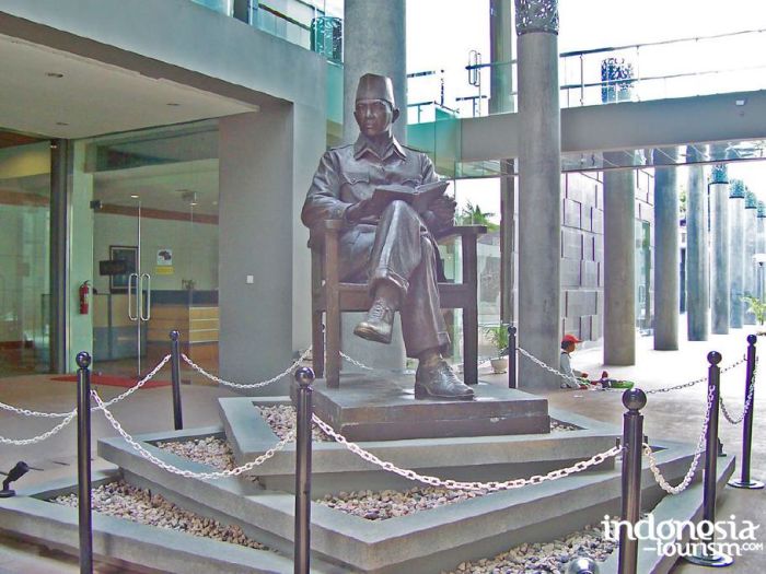 Wisata jawa pariwisata serang wilayah desa blitar pengelolaan kabupaten sinergi destinasi