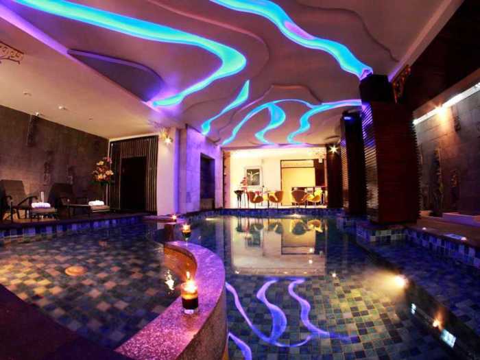 Harga tiket kolam renang persada halim 2019