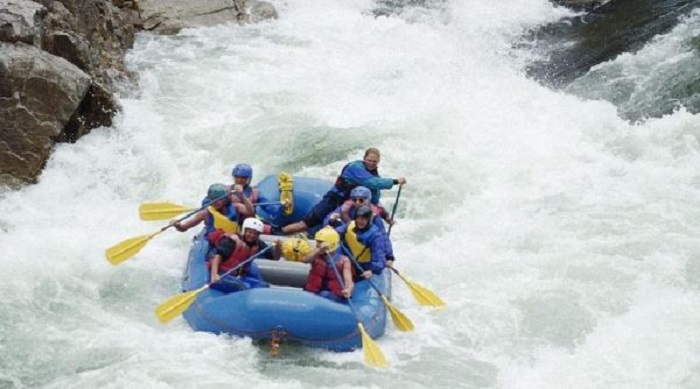 Harga tiket kaliwatu rafting malang
