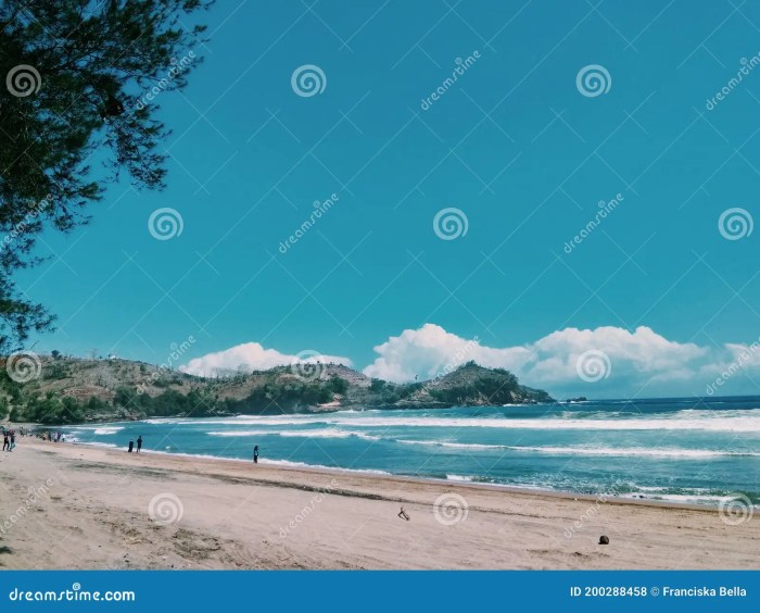 Pantai blitar serang menarik alam pesona momen