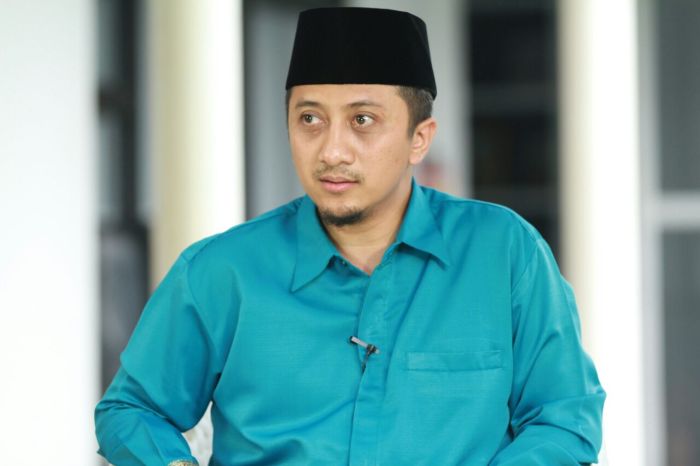 Yusuf mansur ustaz republika pondok pendiri pesantren darul qur reklamasi masjid istiqlal deretan mendukung tokoh pejabat inilah profesor mensosialisasikan ahad