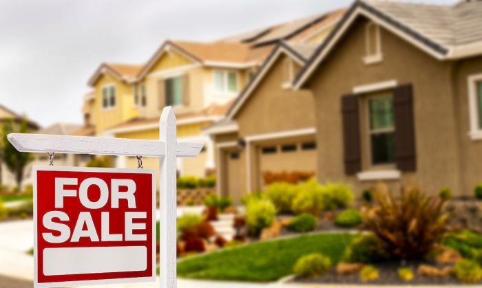 Staging house sell tips key stage selling porch thehappyhousie diy simple choose board quickly kitchen