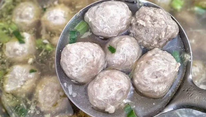 Resep Kuah Bakso Sapi Lezat, Rahasia Bikin Kuah Gurih dan Nikmat ala Rumahan, Cocok untuk Pemula!