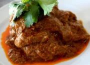 Resep Opor Ayam Kampung Lezat dan Gurih, Rahasia Masakan Rumahan yang Bikin Keluarga Ketagihan