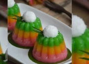 Resep Lapis Singkong Pelangi, Cara Mudah Membuat Camilan Warna-Warni yang Lembut dan Menggugah Selera