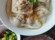 Resep Pangsit Kuah Lezat, Rahasia Kuah Gurih dan Isian Empuk yang Bikin Ketagihan dalam 30 Menit!