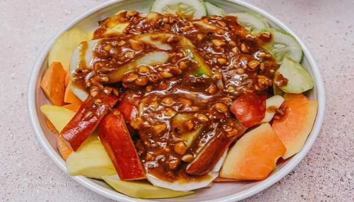 Resep Rujak Buah Bumbu Kacang, Nikmati Sensasi Segar dan Gurih yang Bikin Ketagihan dalam Satu Gigitan
