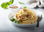 Resep Spaghetti Carbonara Mudah, Lezat ala Restoran, Rahasia Tekstur Krimi Tanpa Gagal untuk Pemula