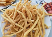 Resep Stik Bawang Renyah dan Gurih, Camilan Praktis yang Bikin Ketagihan dalam 30 Menit