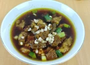 Resep Rawon Sapi Kuwek Lezat, Rahasia Bumbu Hitam Khas yang Bikin Nagih dan Mudah Dicoba di Rumah