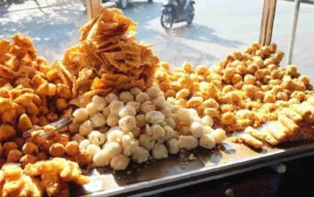 Efek Samping Makanan Berminyak Ini Bikin Kamu Kaget!  Rahasia Sehatmu Terungkap