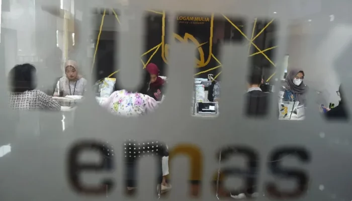 Harga Emas Antam Terbaru  Keuntungan Investasi yang Menggiurkan