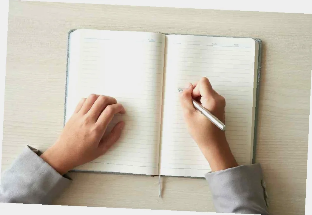 journaling untuk kesehatan mental