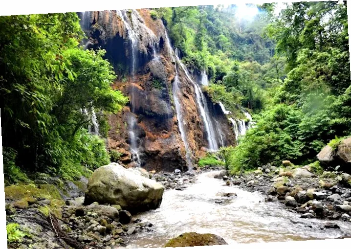 wisata air terjun Jawa Timur